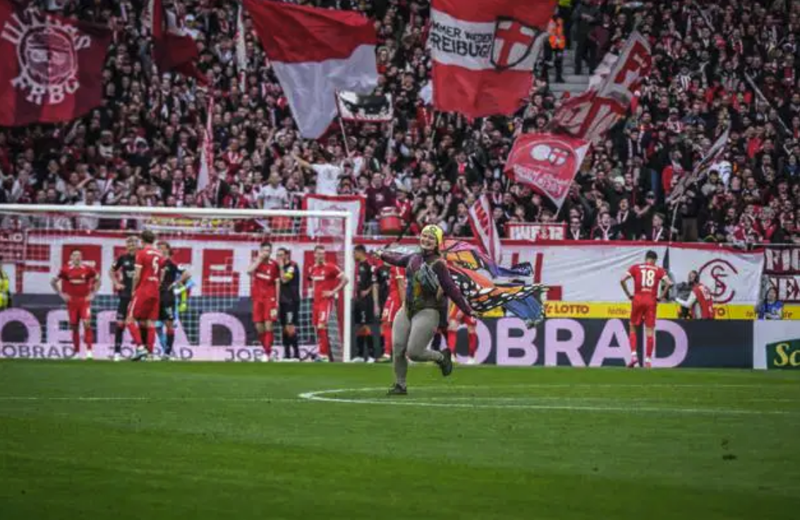 DFB Article 9